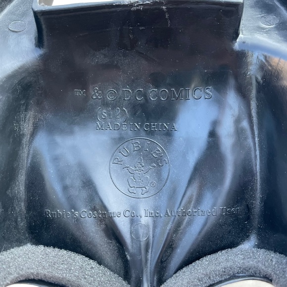 Batman Mask DC Comics Licensed Plastic The Dark Knight Rises Halloween Costume - Picture 11 of 16